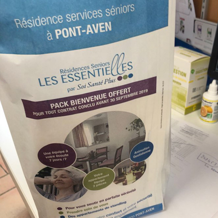 Sachet à pharmacie publicitaire Les Essentielles